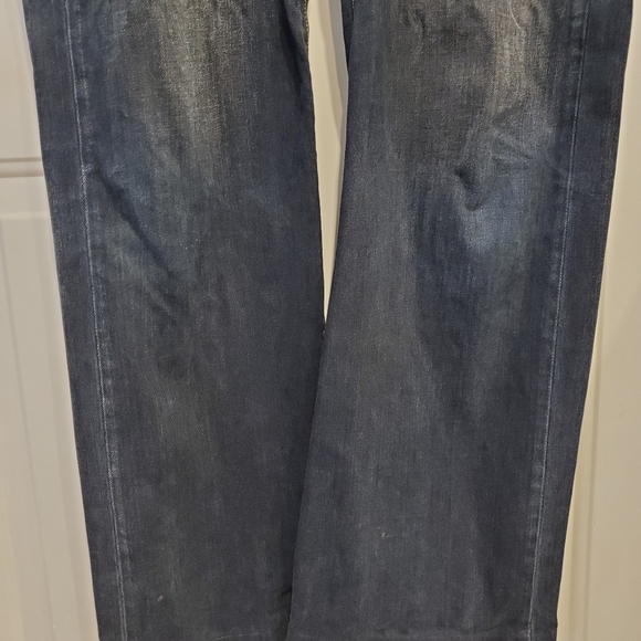 Guess Jeans - Picture 13 of 14